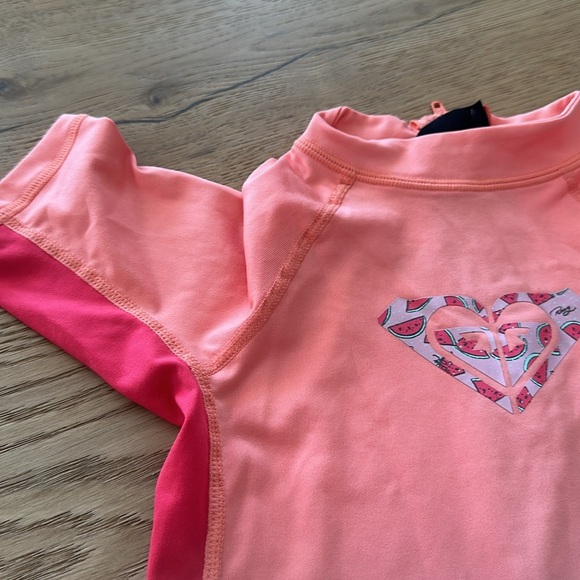 Roxy Kids Coral and Pink Swim Rashguard 7 girls - Picture 2 of 4